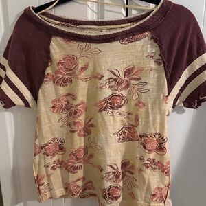 We The Free Burgundy and Cream Floral Short Sleeve Top